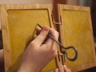В День славянской письменности и культуры в Музее Московских стрельцов «Стрелецкие палаты» пройдет мастер-класс «Древнерусская вязь»